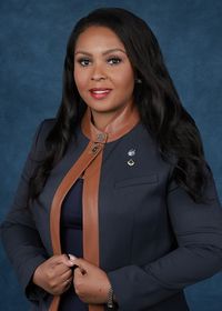 Bell, Lisa D. _ Bio Head Shot May2025